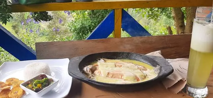 Trucha en salsa de arracacha